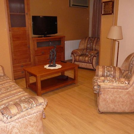 Apartamento Turistico Guara Casa Castro Barbastro Exterior photo